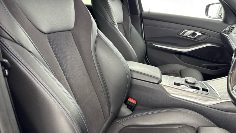 BMW 3 Series 320i M Sport 5dr Step Auto [Tech/Pro Pack] Petrol Estate